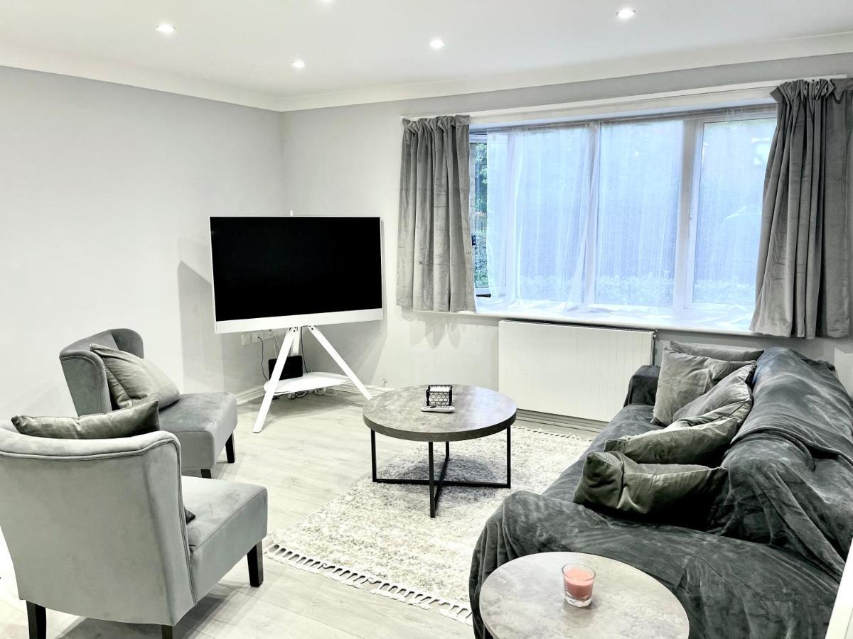 Lovely 1 Bed Apartment, 15Mins From Central Londres Exterior foto